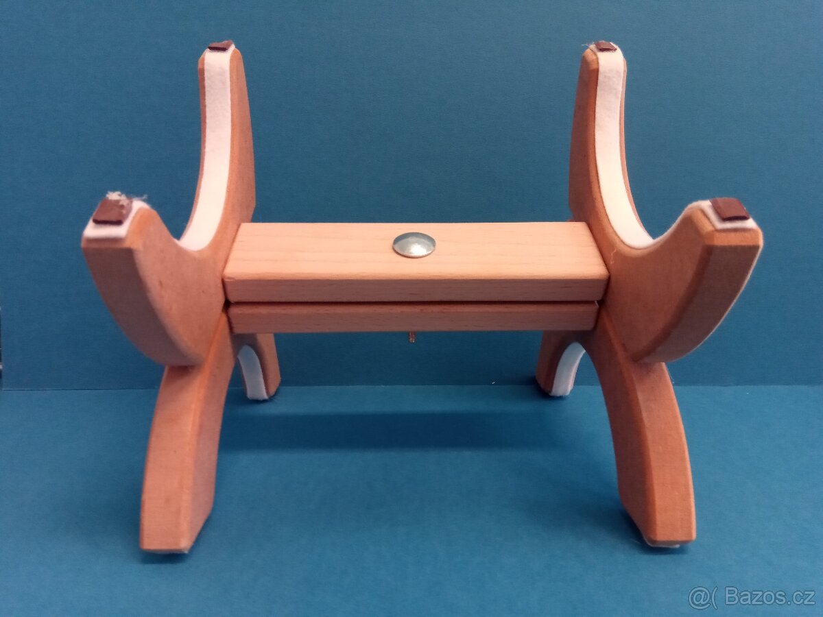 STOJÁNEK NA PALIČKOVÁNÍ - CESTOVNÍ - 3