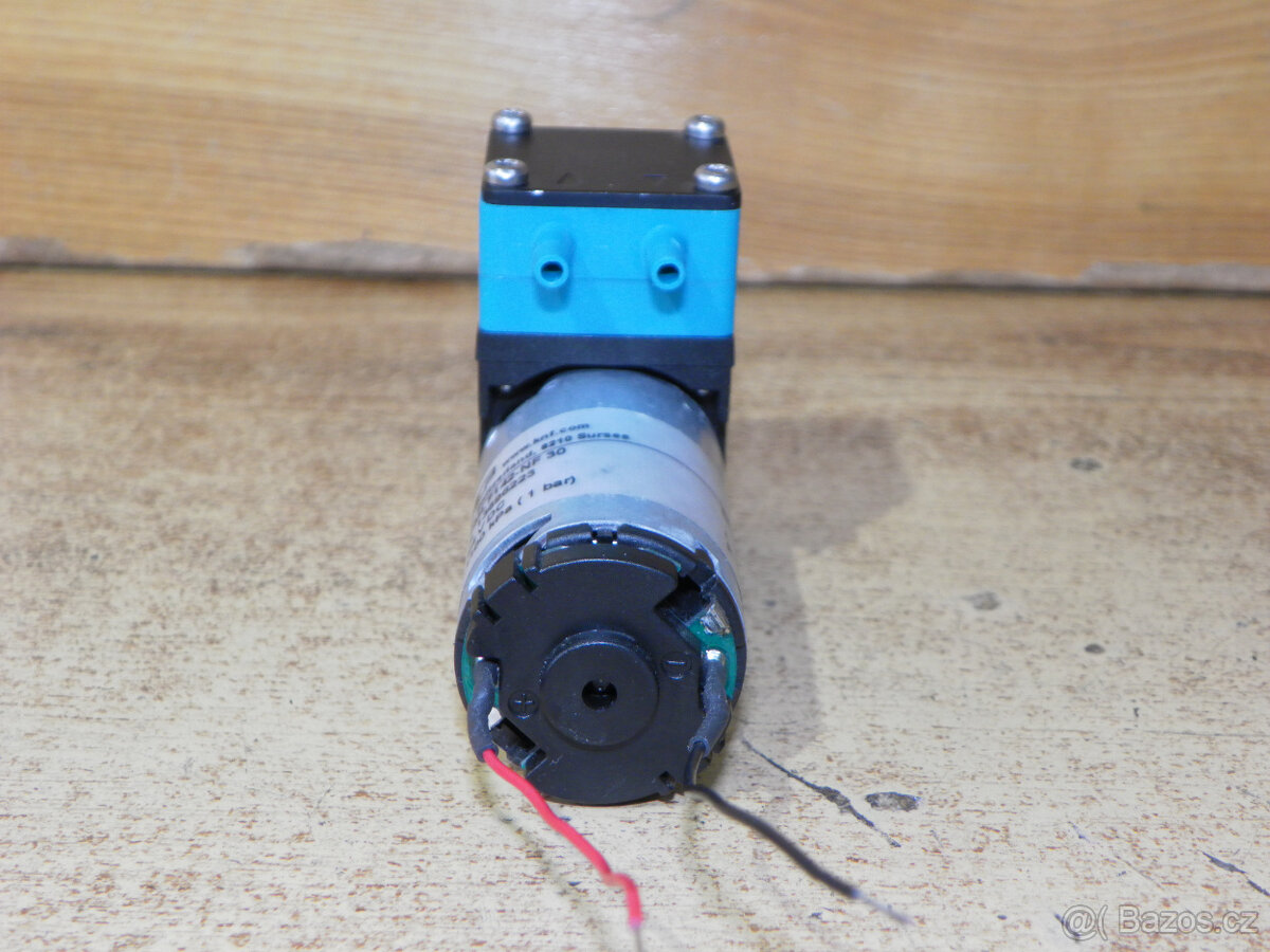 Čerpadlo pro chemické kapaliny KNF NF 30, 24 VDC - 3