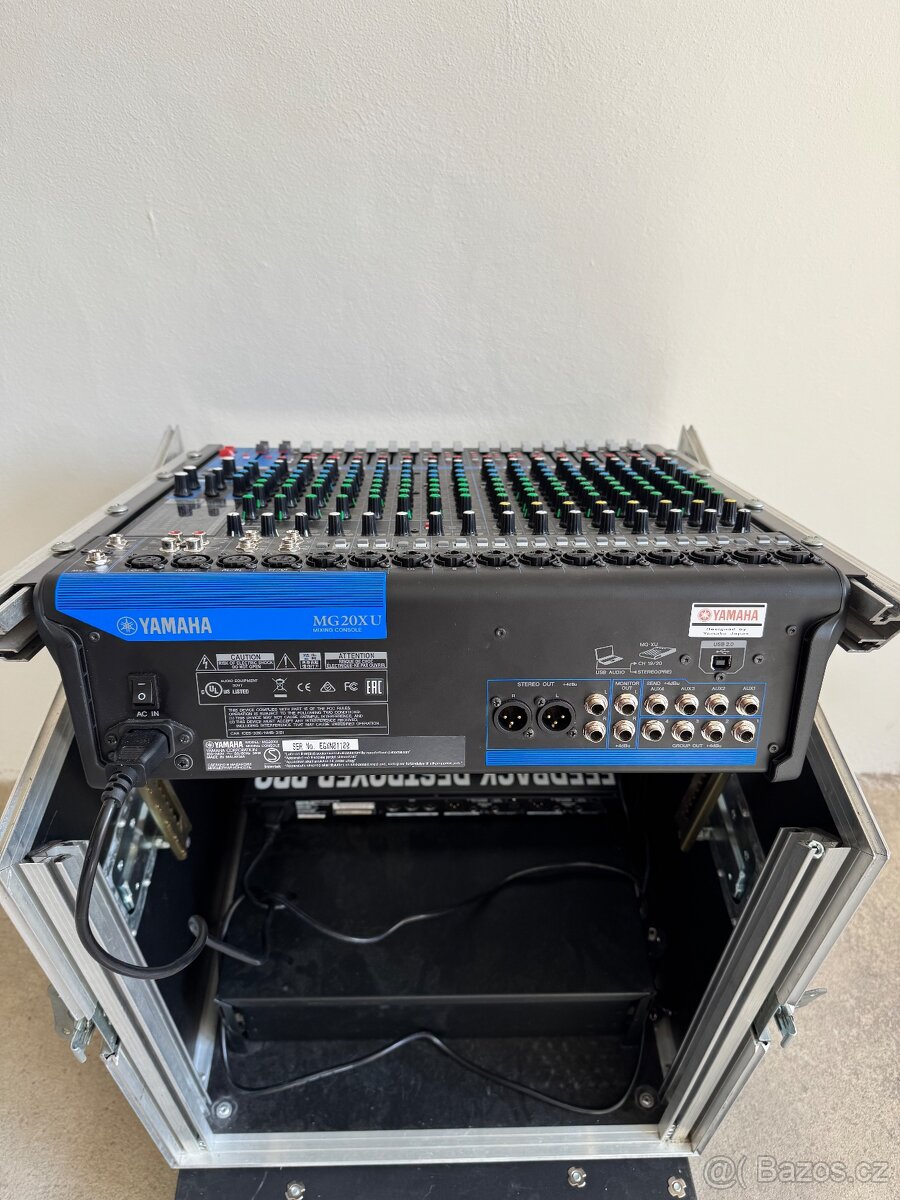 Yamaha MG20XU - 3