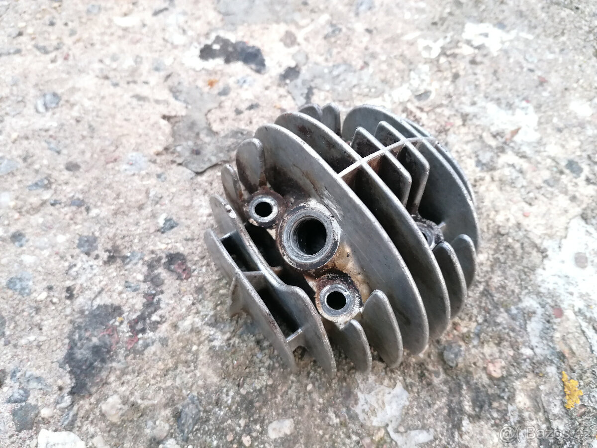 Hlava válce Jawa 50/550, 555, pařez - 3