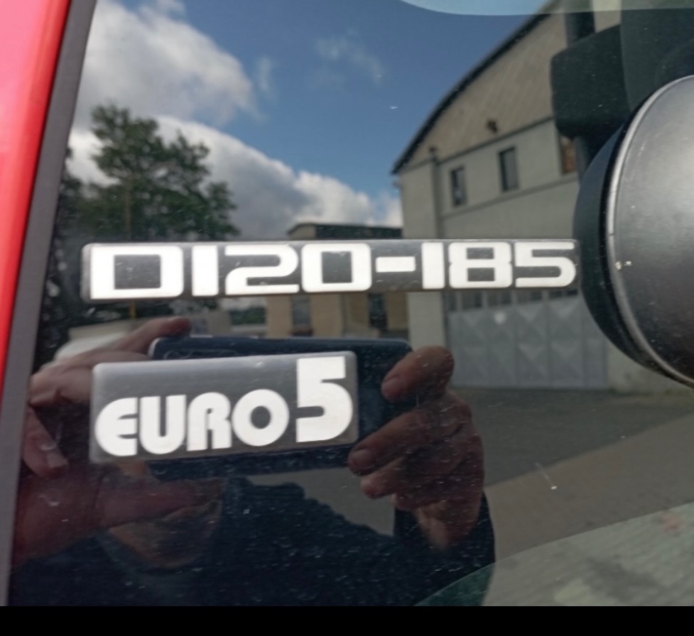 Avia D120 - montážní plošina - 3