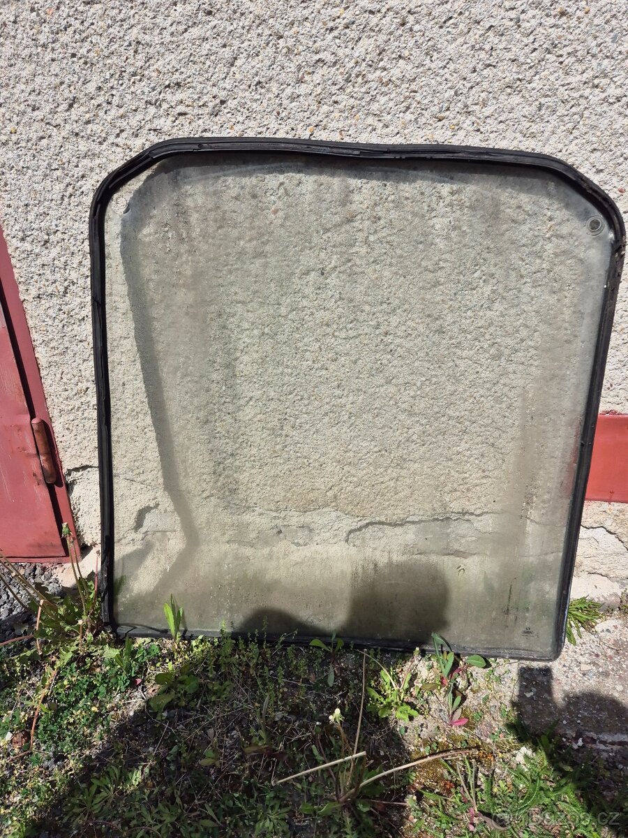 Čelní sklo LINDE H25 - 3