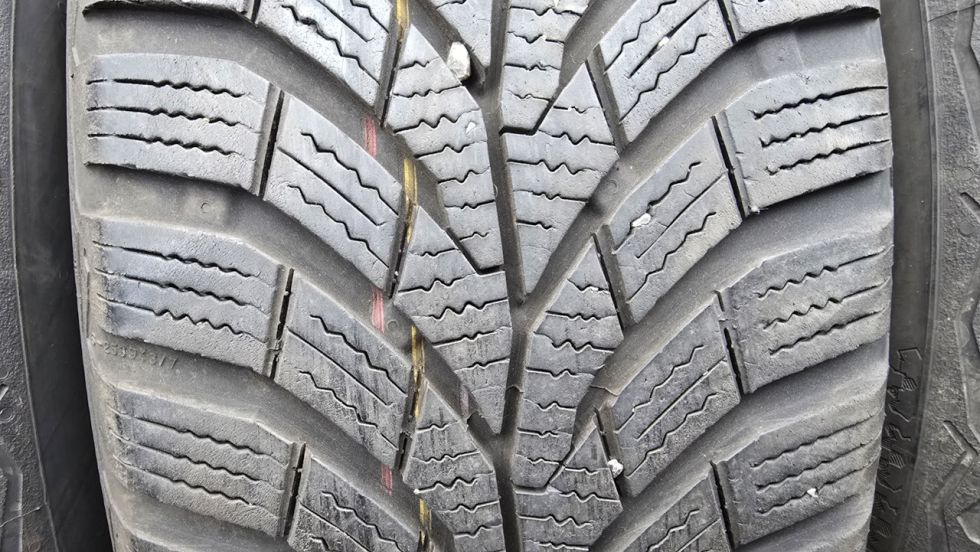 Zimní pneu 195/65/15 Continental - 3