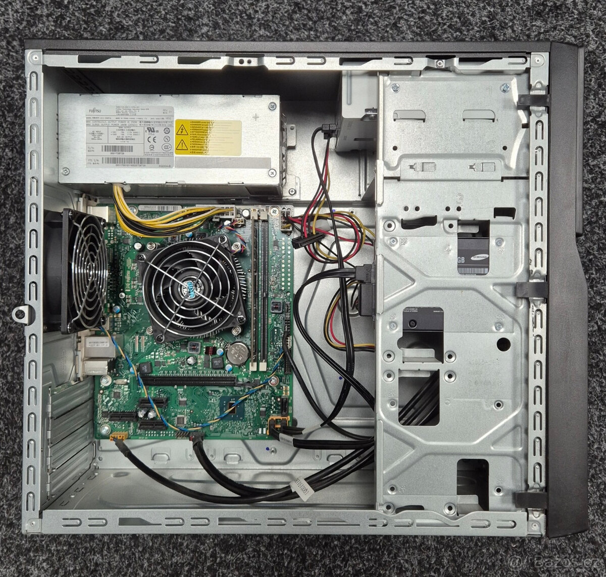 PC Fujitsu Esprimo P556/CPU-i3-6100/RAM-8GB/SSD-250GB/WIN11 - 3