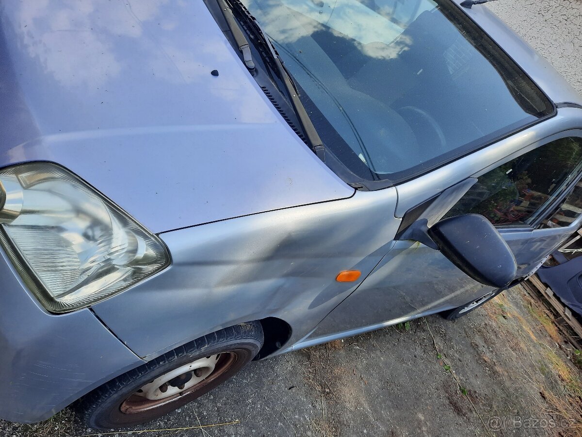 Daihatsu cuore automat r.v. 2004 dily - 3