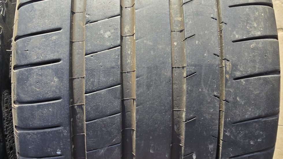Letní pneu 275/35/19 Michelin - 3