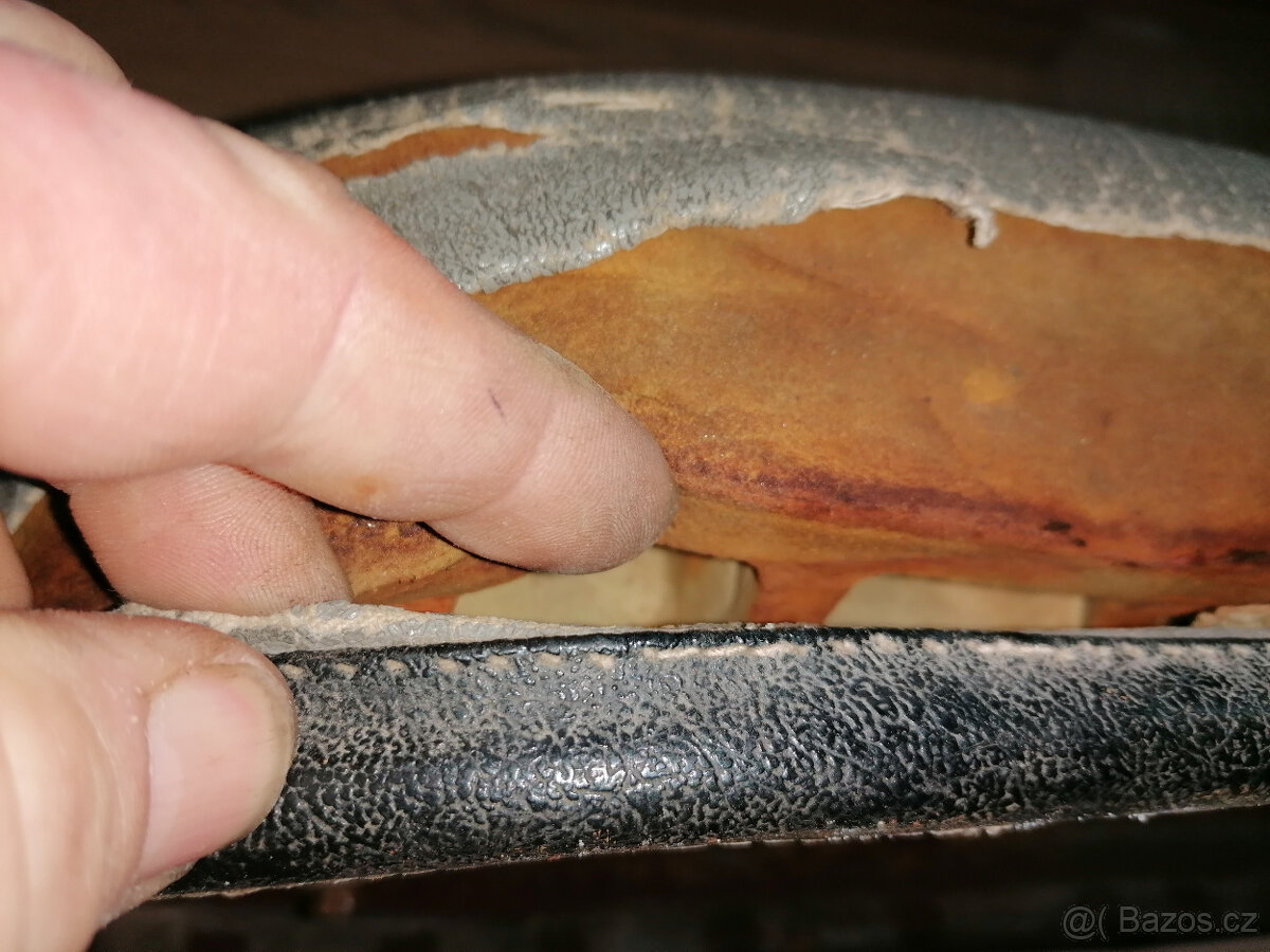 Sedlo Jawa 05 Pionýr - 3