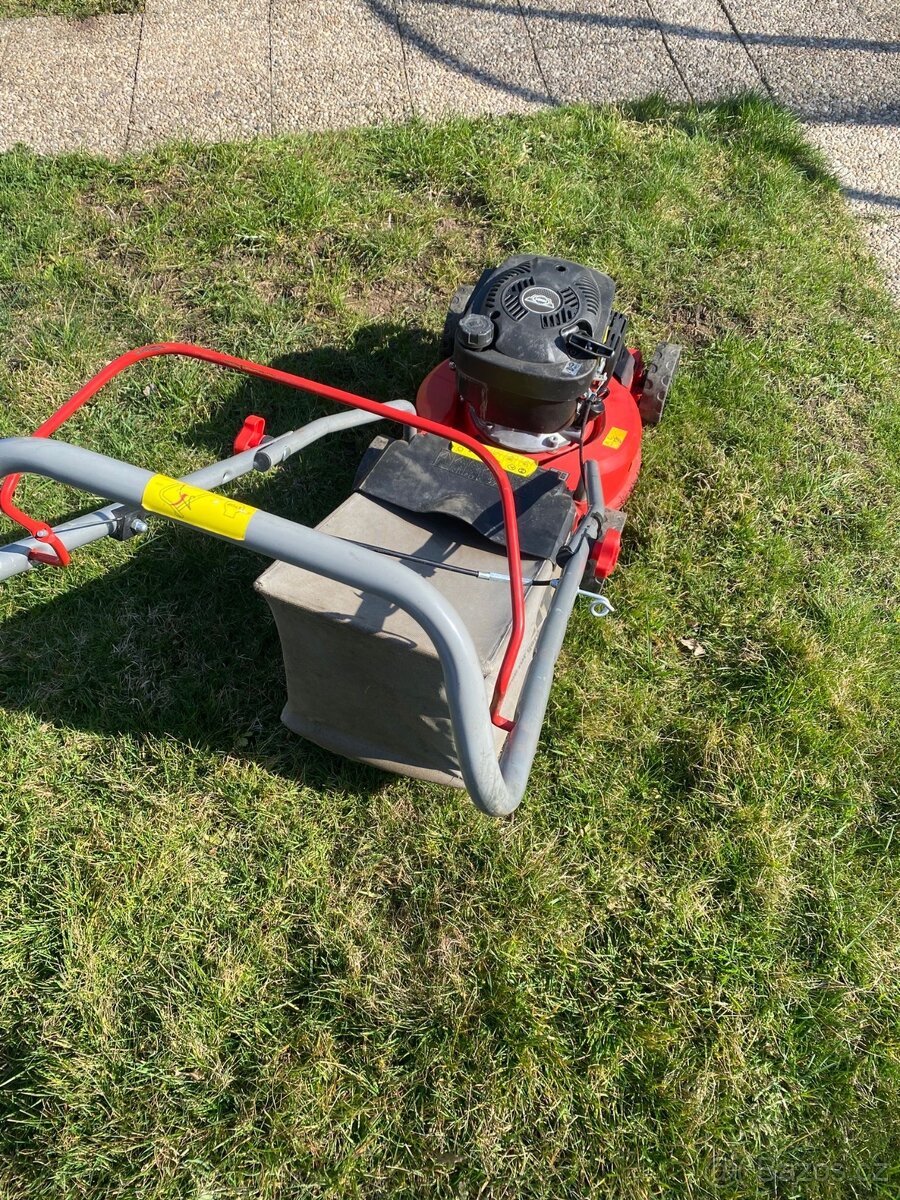 Benzinová sekačka Hecht - 3