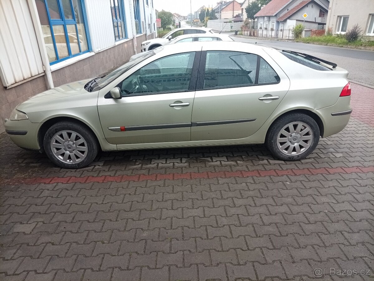 Renault Laguna - 3