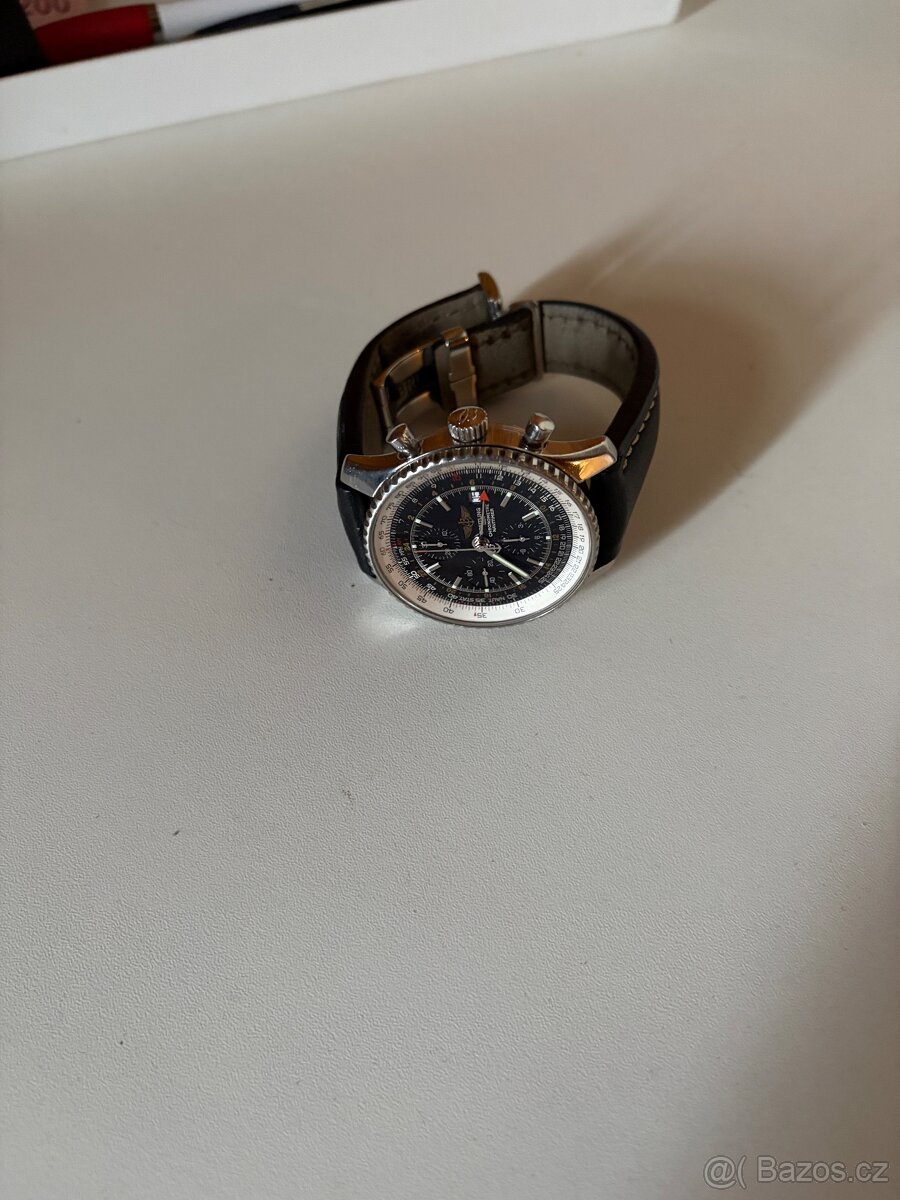 Breitling Navitimer World - 3