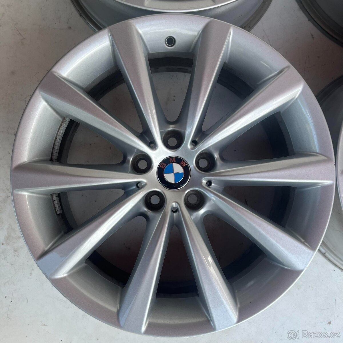 ALU DISKY BMW 5 G30 7 G11 18" - 3