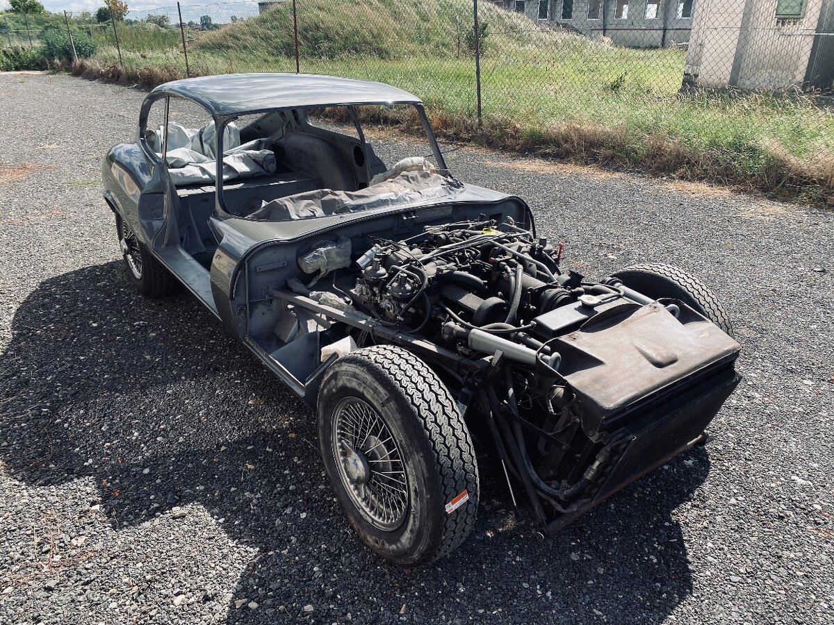 Jaguar E-Type Series 3 V12 Manual - 3