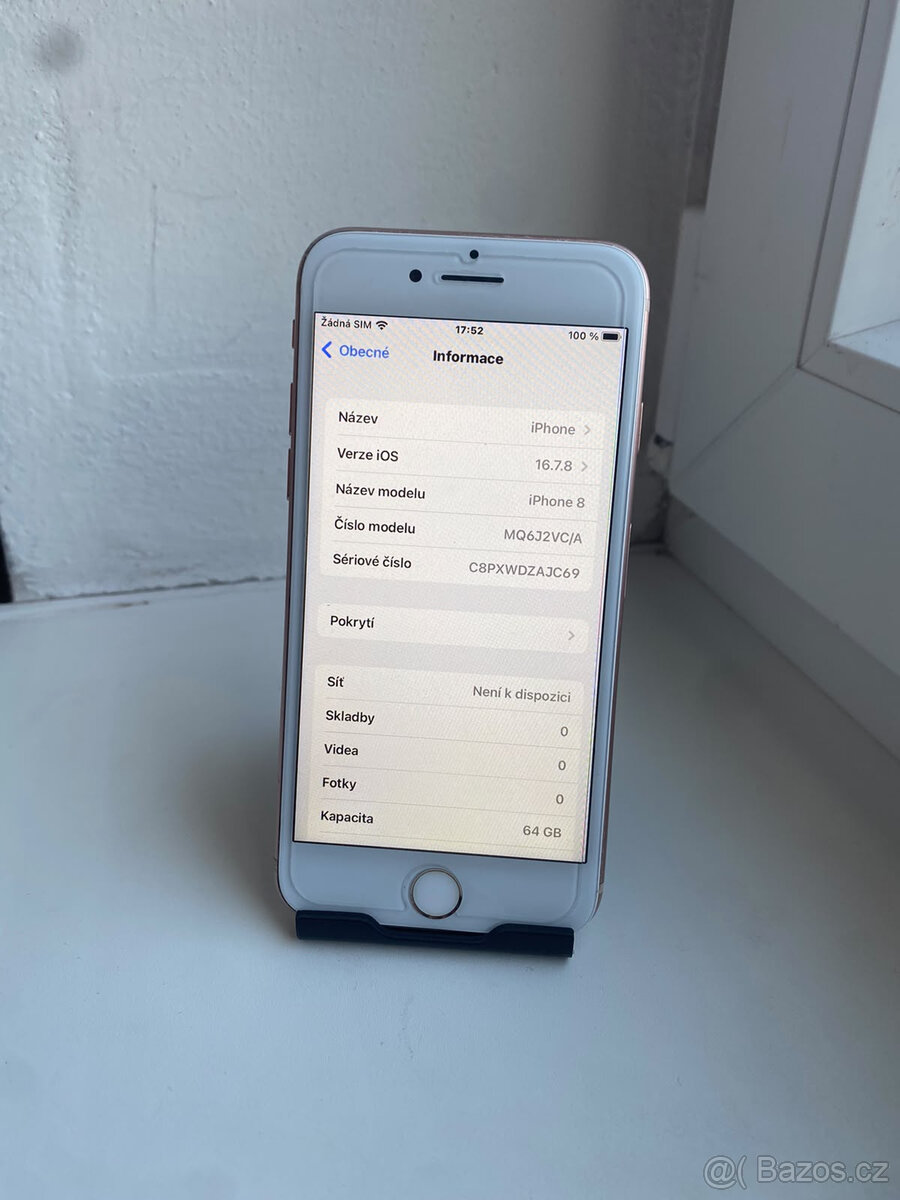 iPhone 8 64GB Zlatý - 3