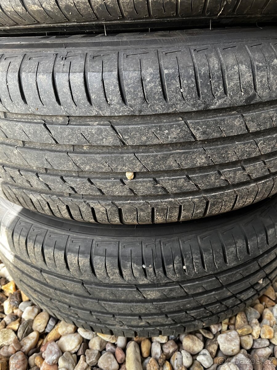 Alu kola a gumy r 16 - 3