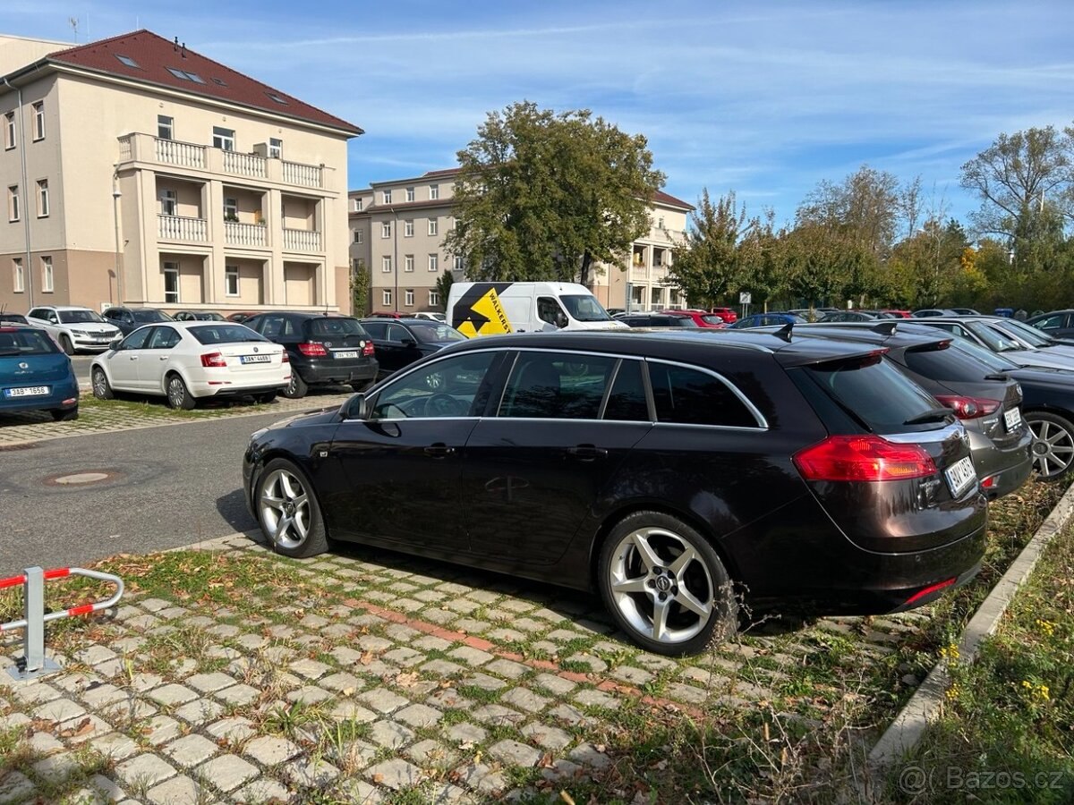 Opel Insignia 2.0CDTi , 118 kW nafta, 2012 - 3