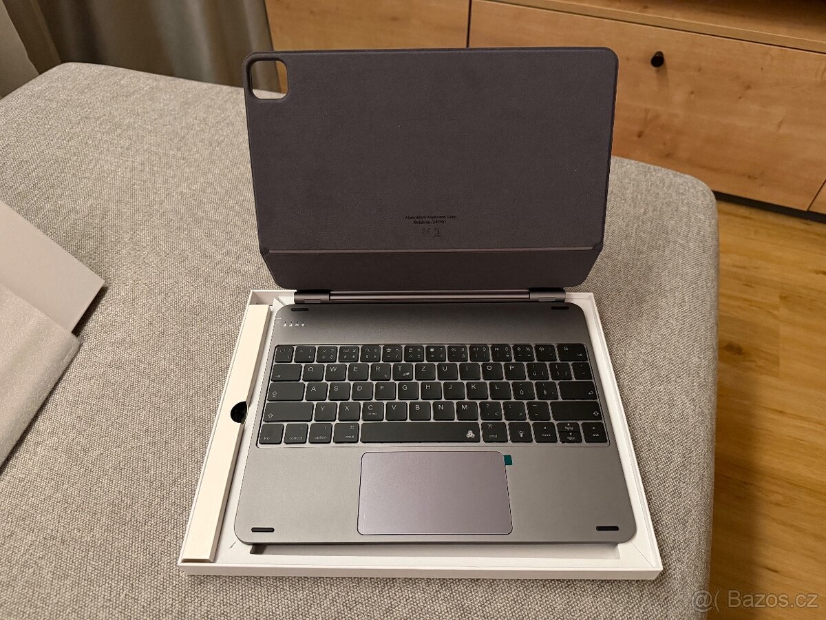 Apple iPad Air 13 M3 (2025) 256GB Wi-Fi Space Gray - 3