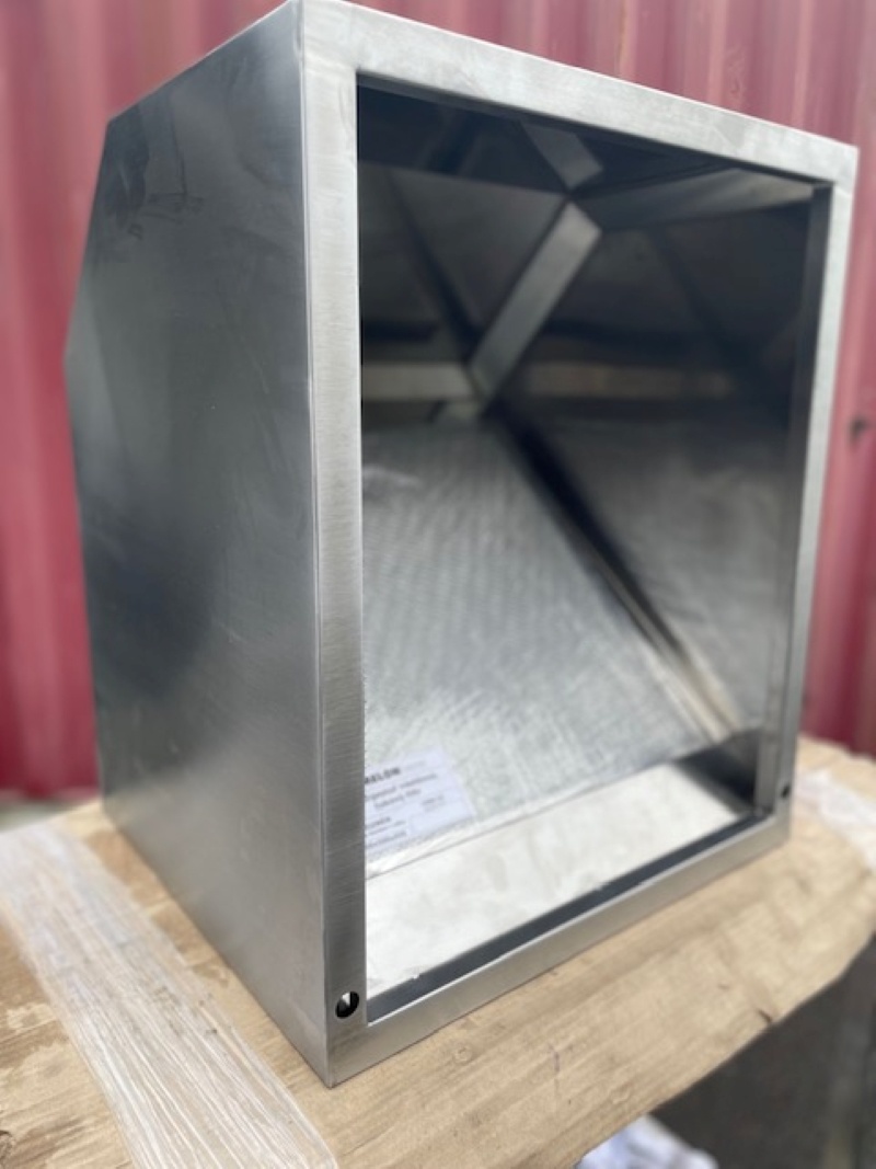 Nerezová digestoř - 3