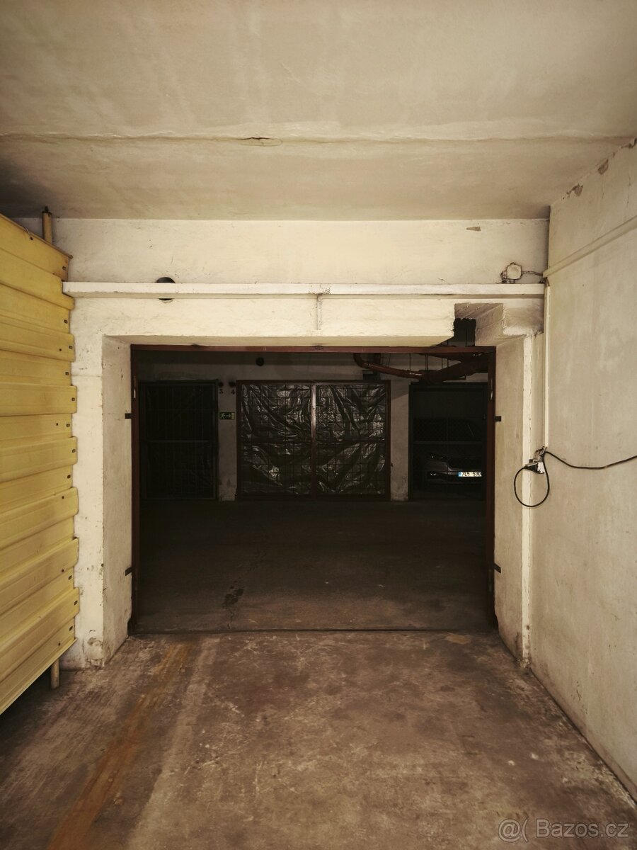 Pronájem garáže v Pardubicích, ul. Dašická - 3