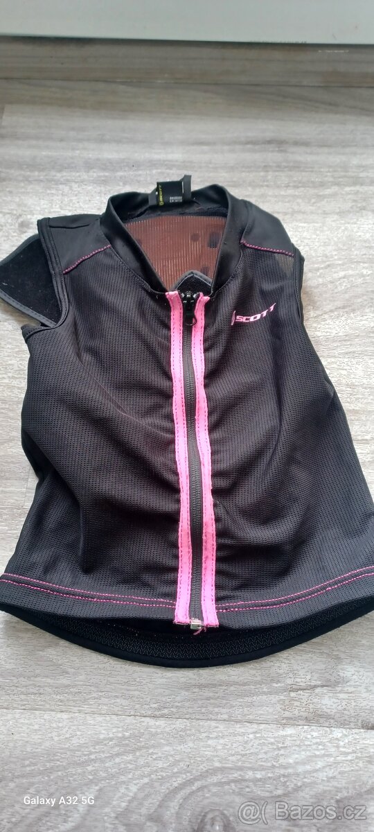 Páteřák Scott XS - 3