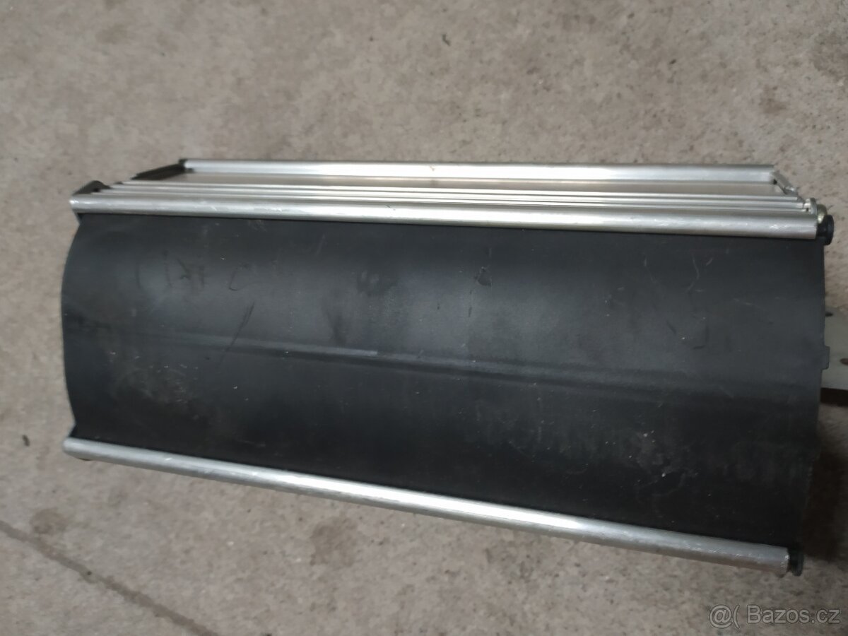 BMW E60/E61 airbag spolujezdce - 3