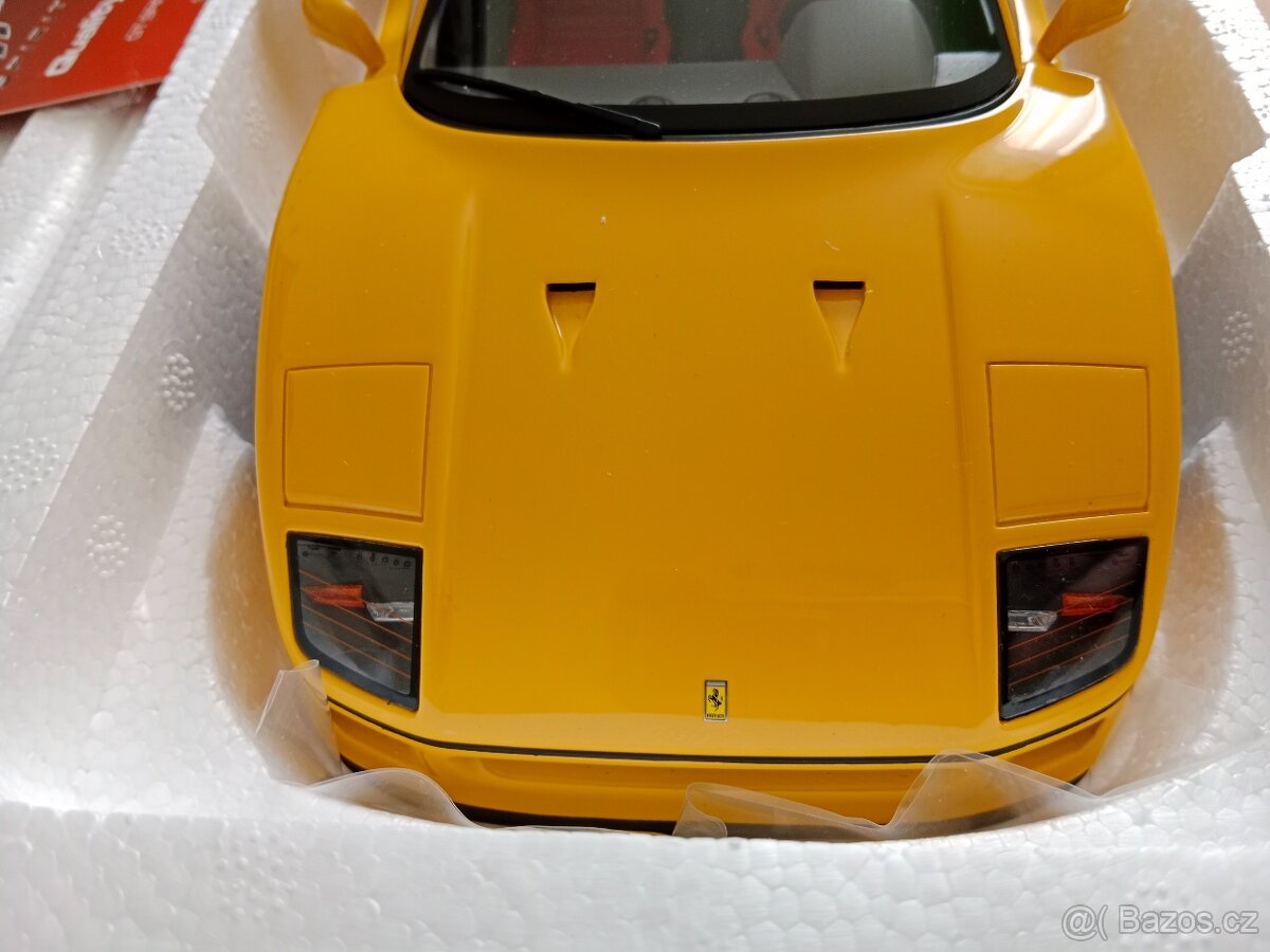 Ferrari F40 giallo Modena - 3