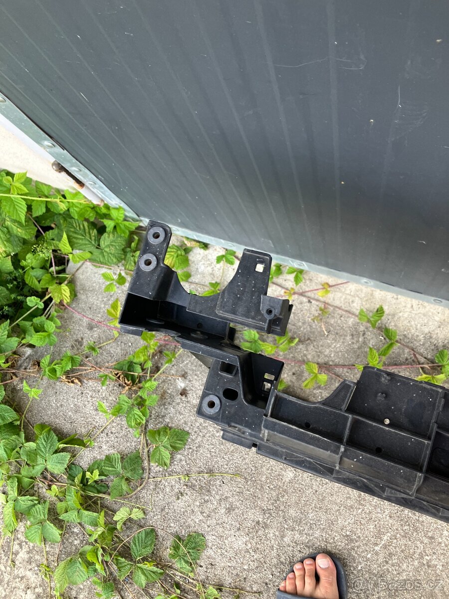 chladicova stena vw troc t-roc - 3