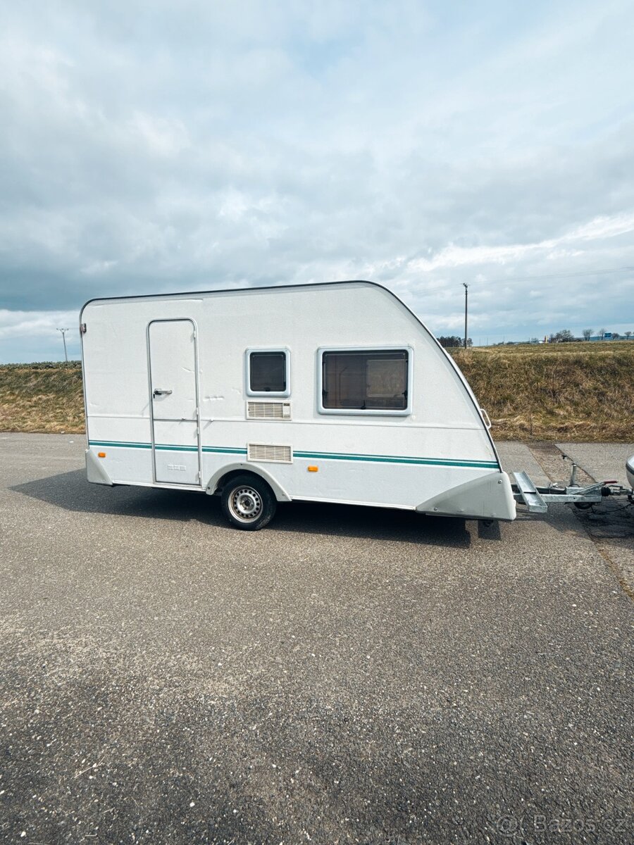 Prodám karavan tovární značky knaus - 3