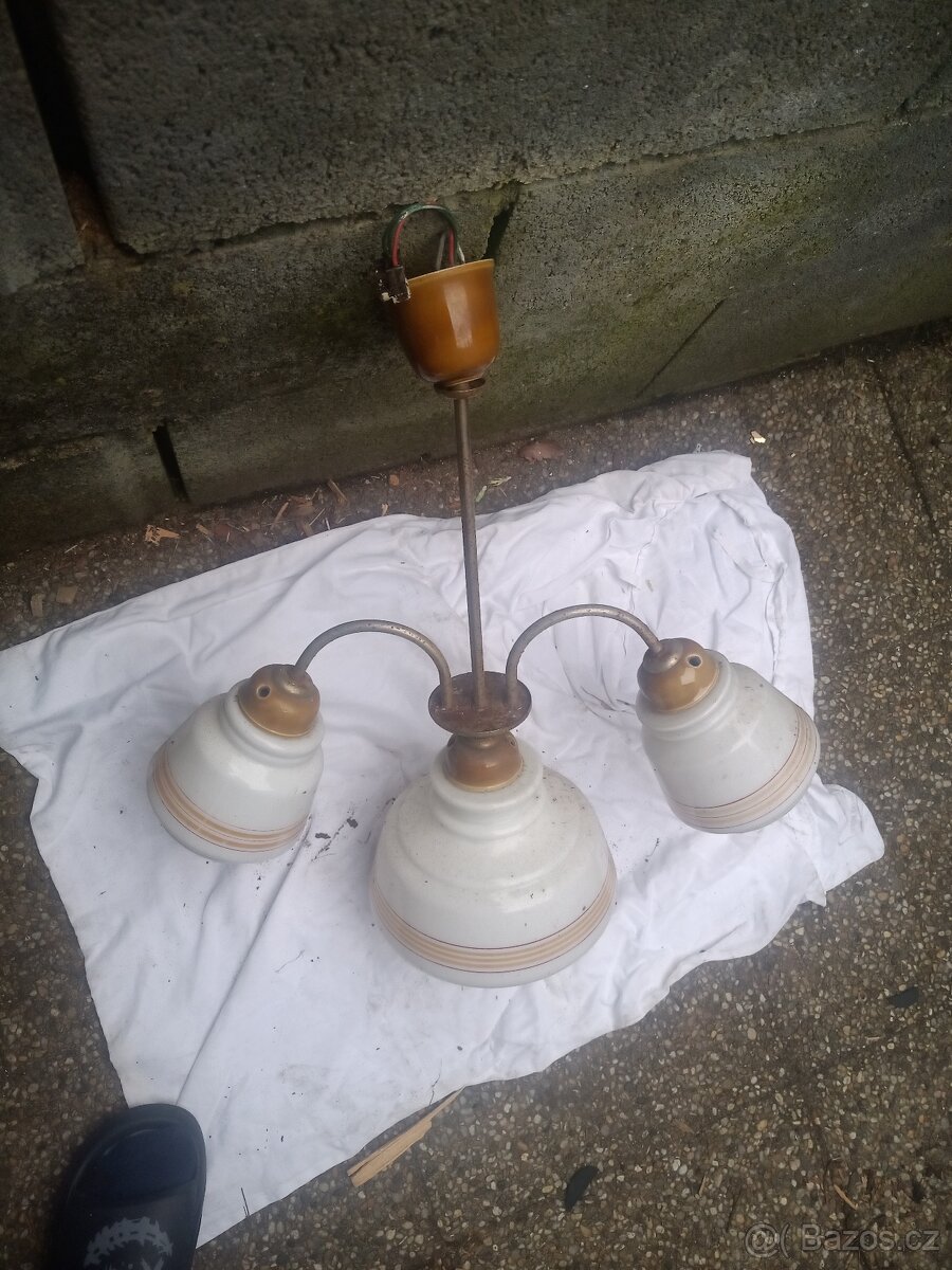 starý lustr - 3