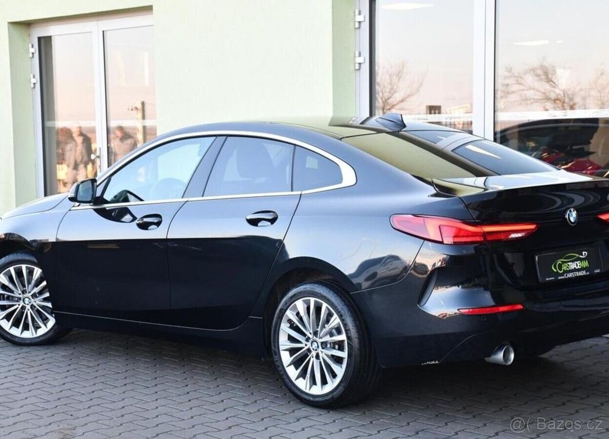 BMW Řada 2 218d HUD ČR - 3