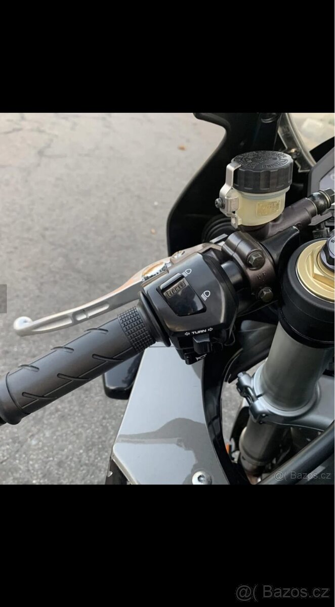 Honda cbr 1000 rr - 3