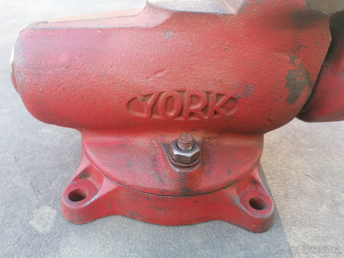 Predám zverák YORK 100 A - 3