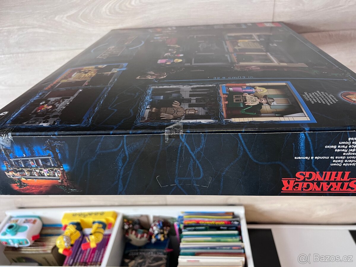LEGO Stranger Things 75810 The Upside Down - 3