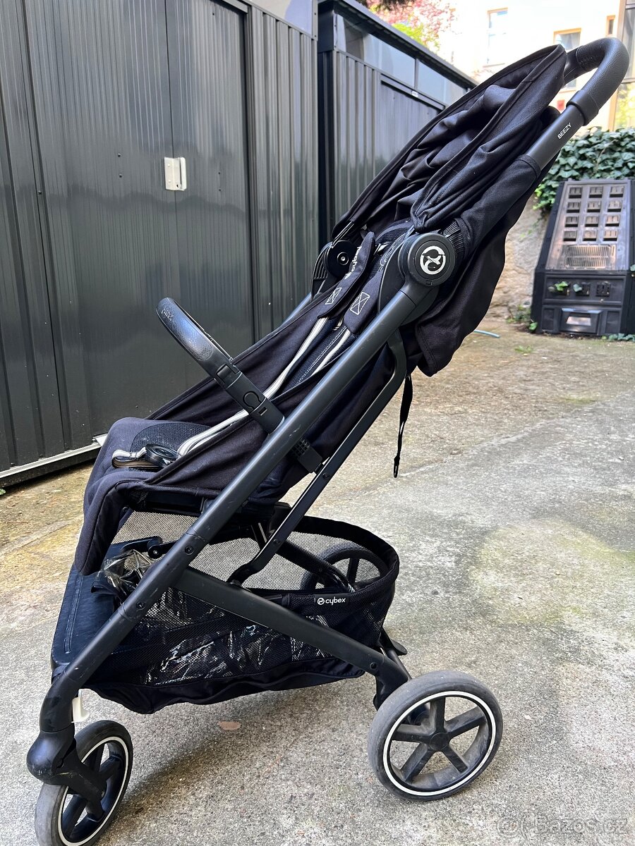 Cybex Beezy - Magic Black - 3