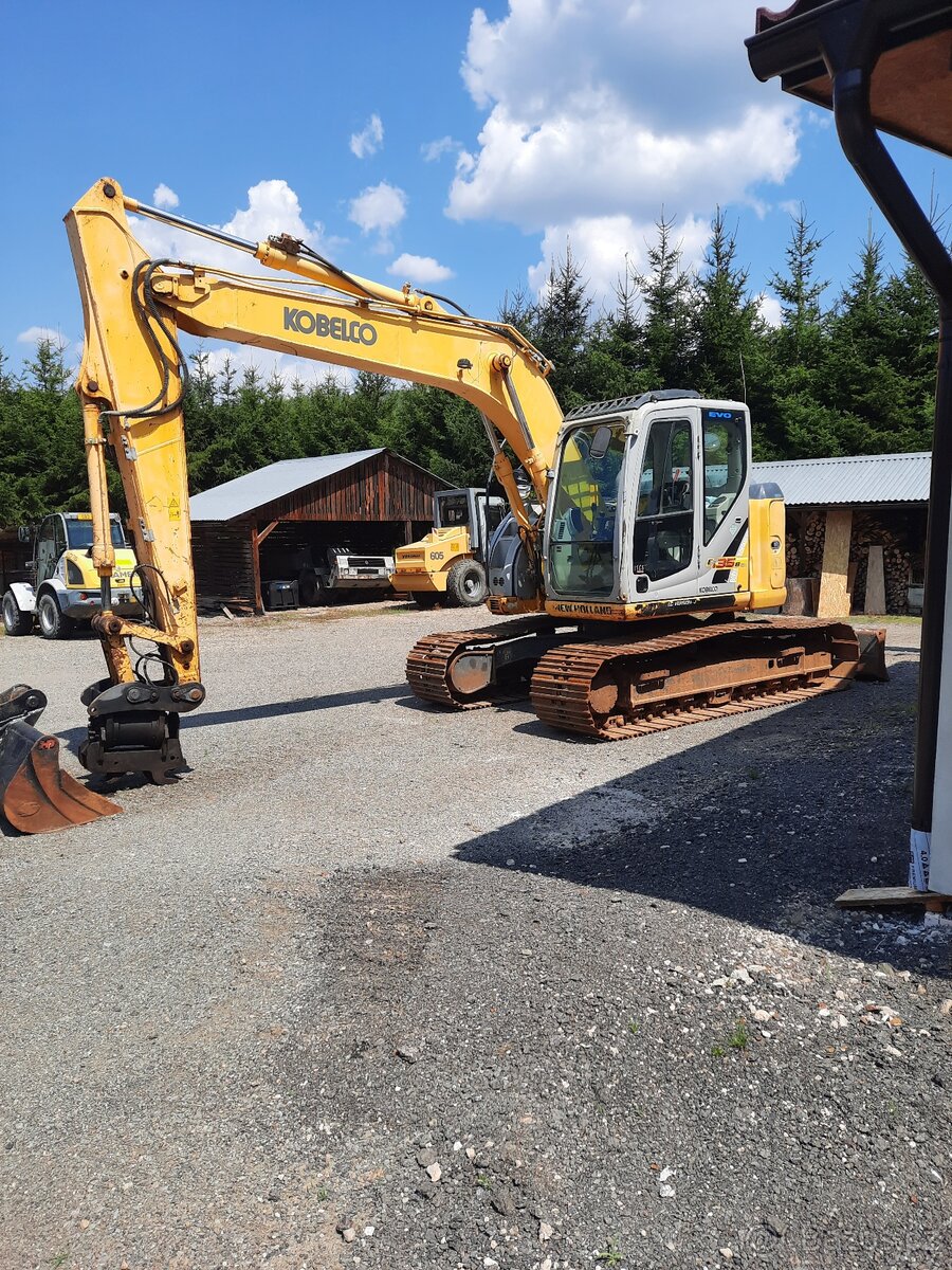 Pásový bagr Kobelco 15 tun - 3