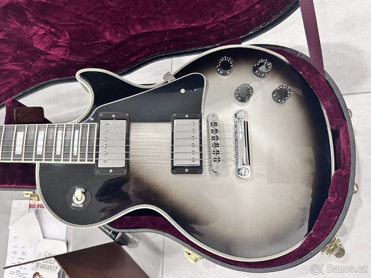 Gibson Les Paul Custom Silverburst z roku 2012 - 3