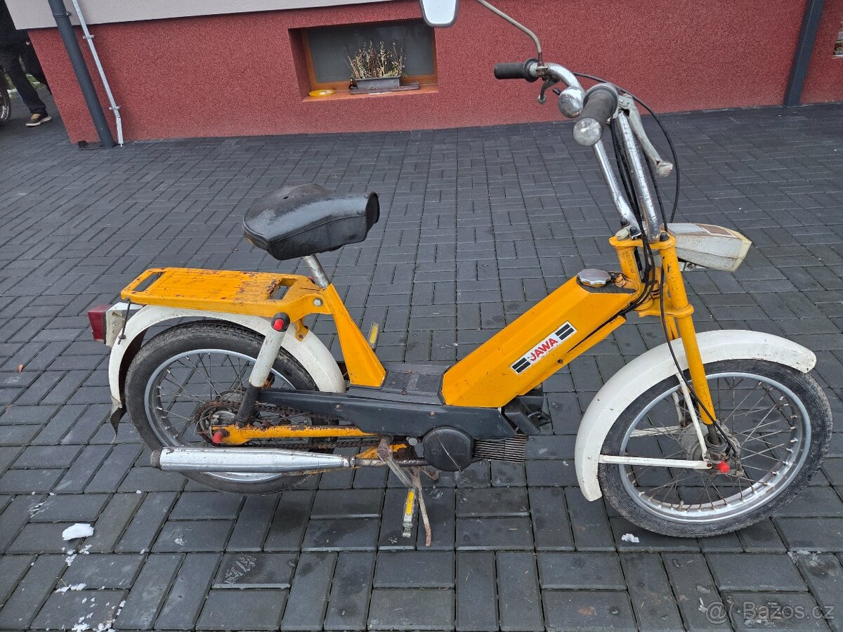 Babetta 207 s kartičkou, žlutá, zachovalá, s prsíčkama 10. - 3