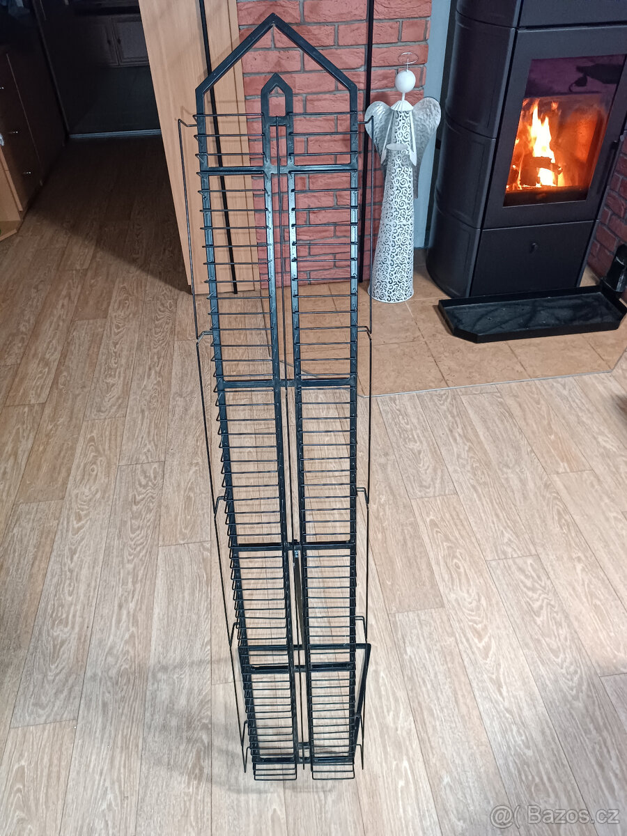 Stojan na kazety - 3