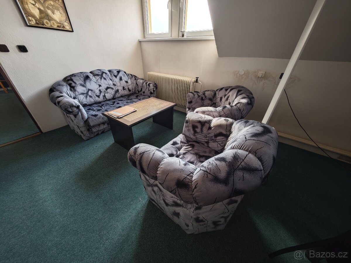 Gauč a dvě křesla - 3