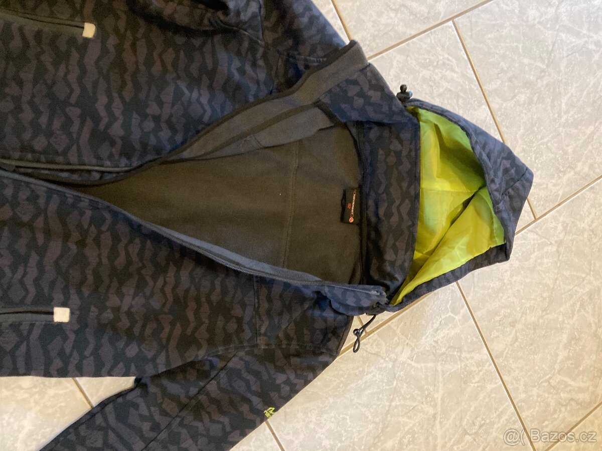 Softsheelová bunda vel. 152 - 3