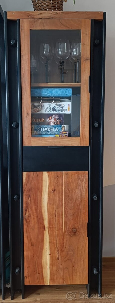 Obývací stěna masiv akácie - 3