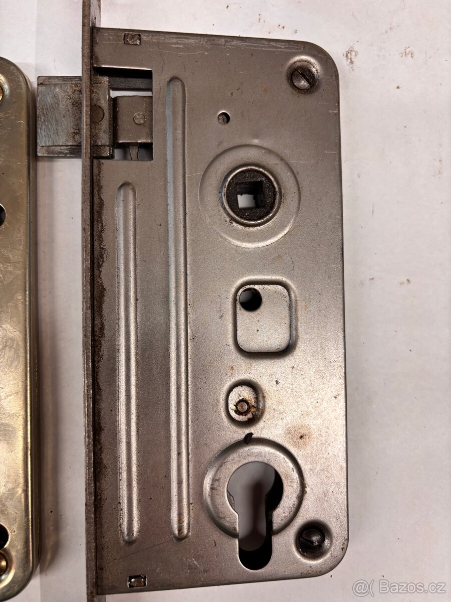 Zamek zadlabavaci vlozkovy - naradi - 3