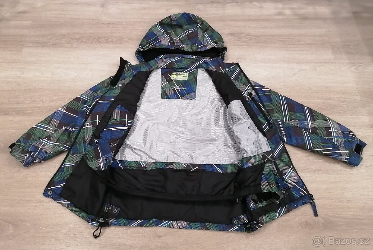 ZIMNÍ BUNDA A RIFLE - 3