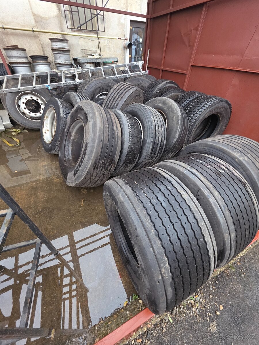 Pneu 445-45/19.5 - 3
