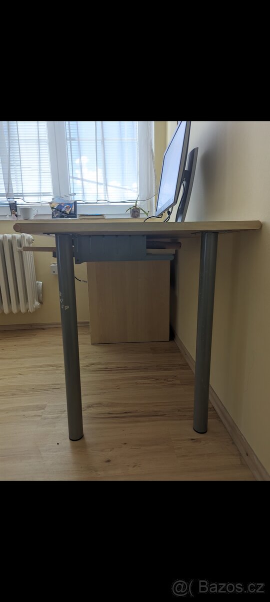 Psací stůl s úložným prostorem - 3