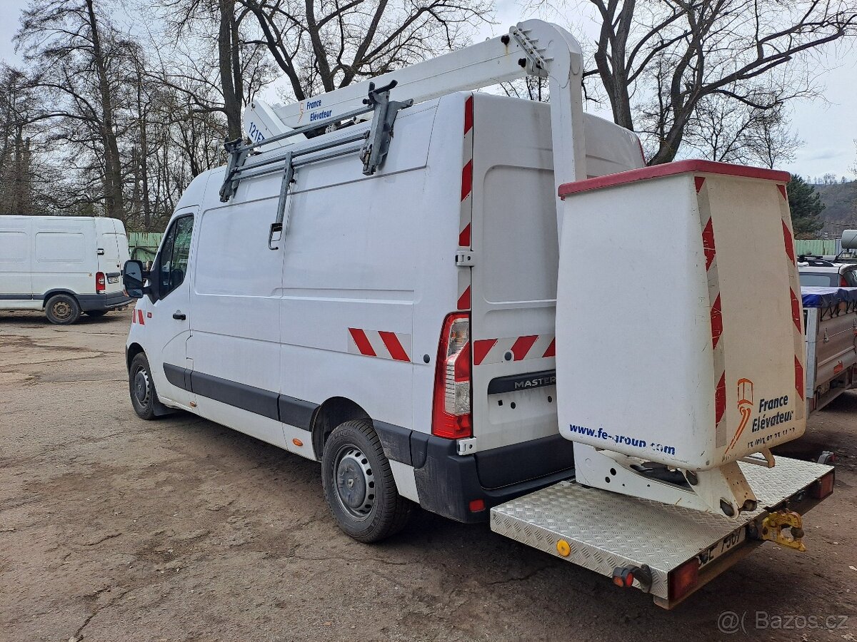 Montážní plošina Renault Master - 3