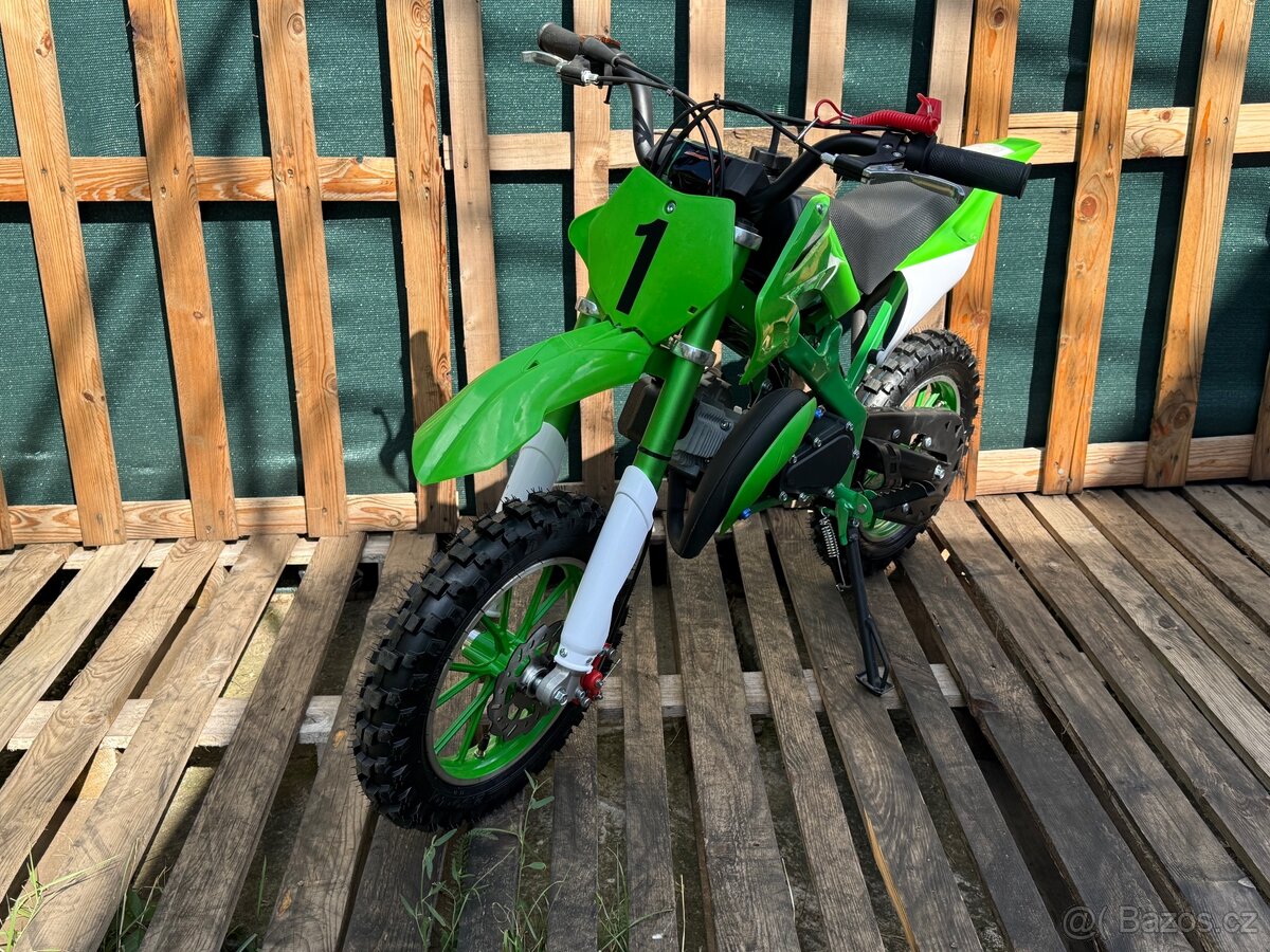 Minicross 49ccm4T zelený C006