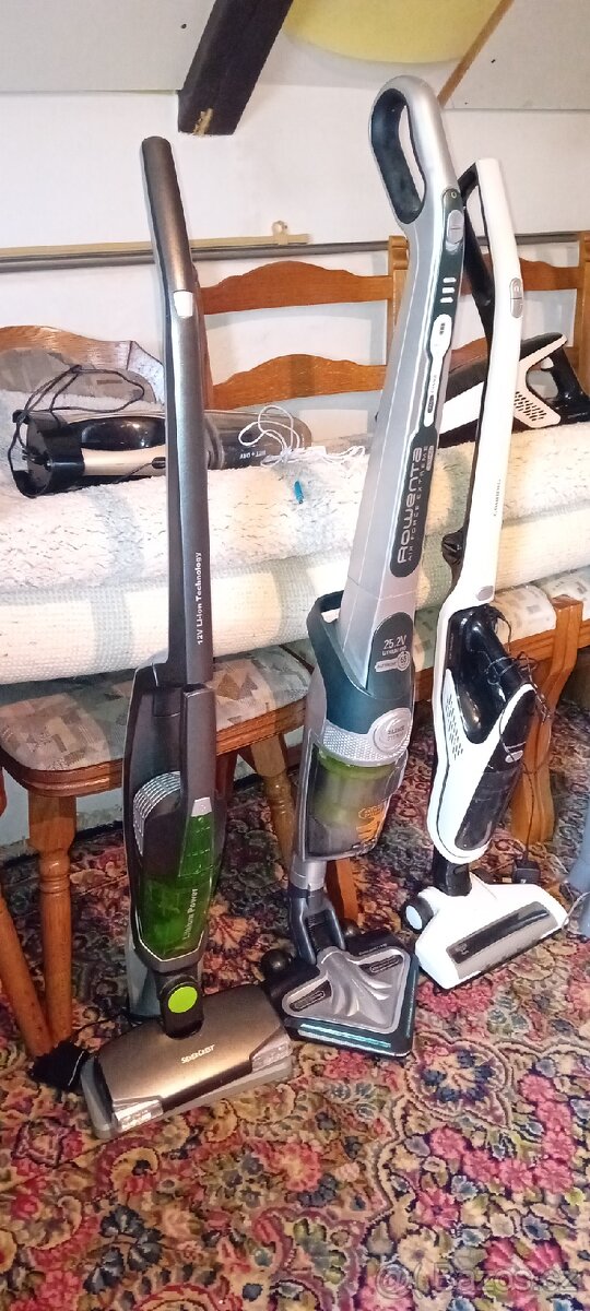 4x tyčový vysavač a 1x parní mop - 3