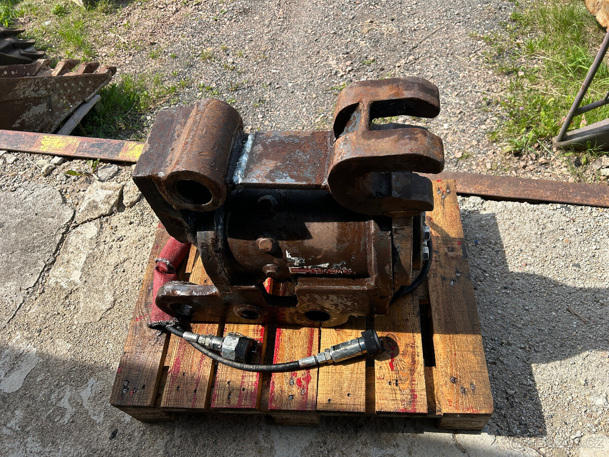 Hydraulická naklápěcí hlava Powertilt PT8 - 3