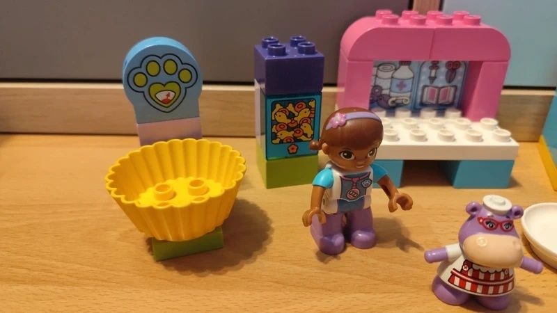 Lego duplo 10828 - Doktorka plyšáková - 3