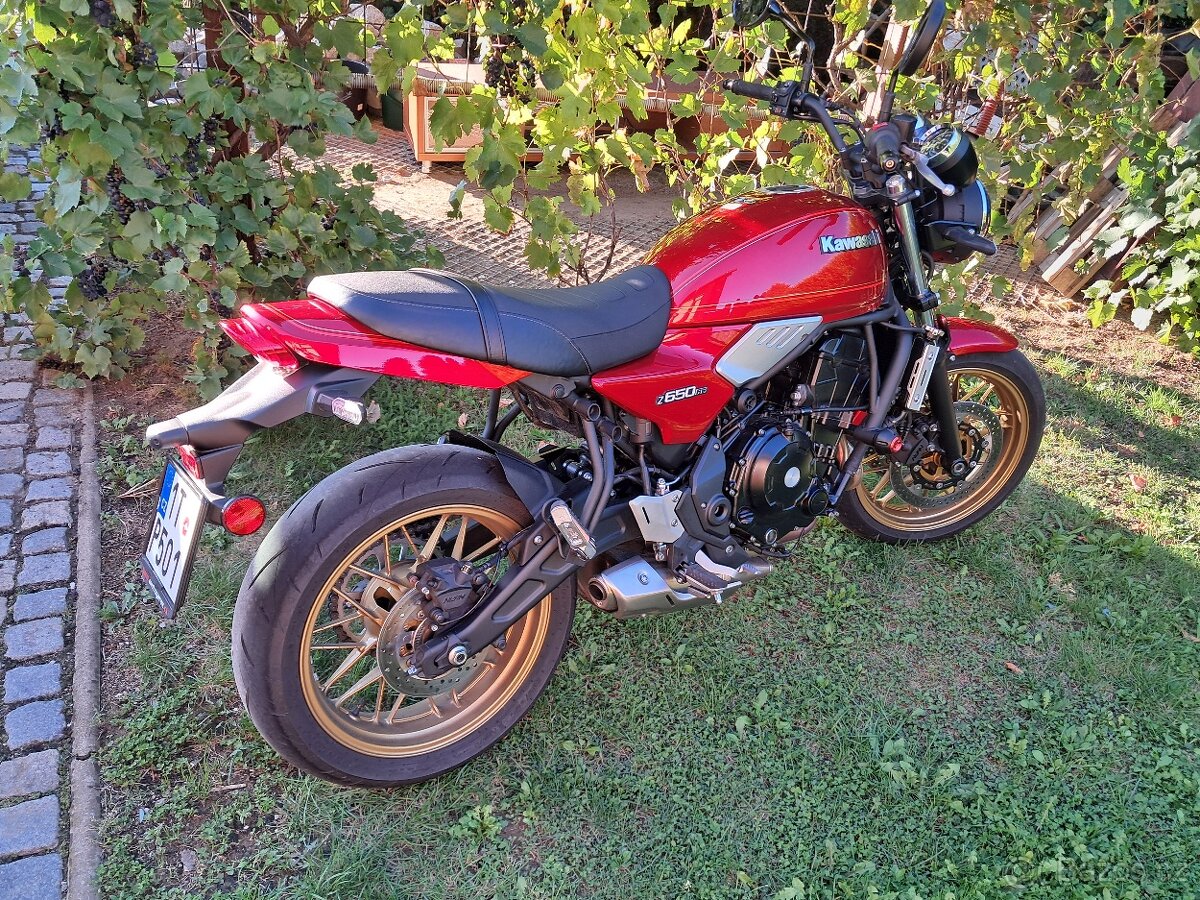 Kawasaki Z 650 RS - 3